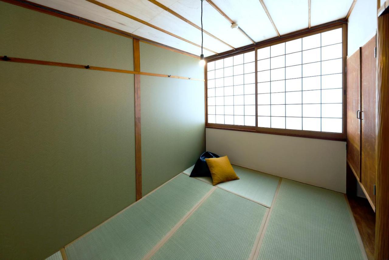 Fon-Su Bed&Breakfast Osaka Esterno foto