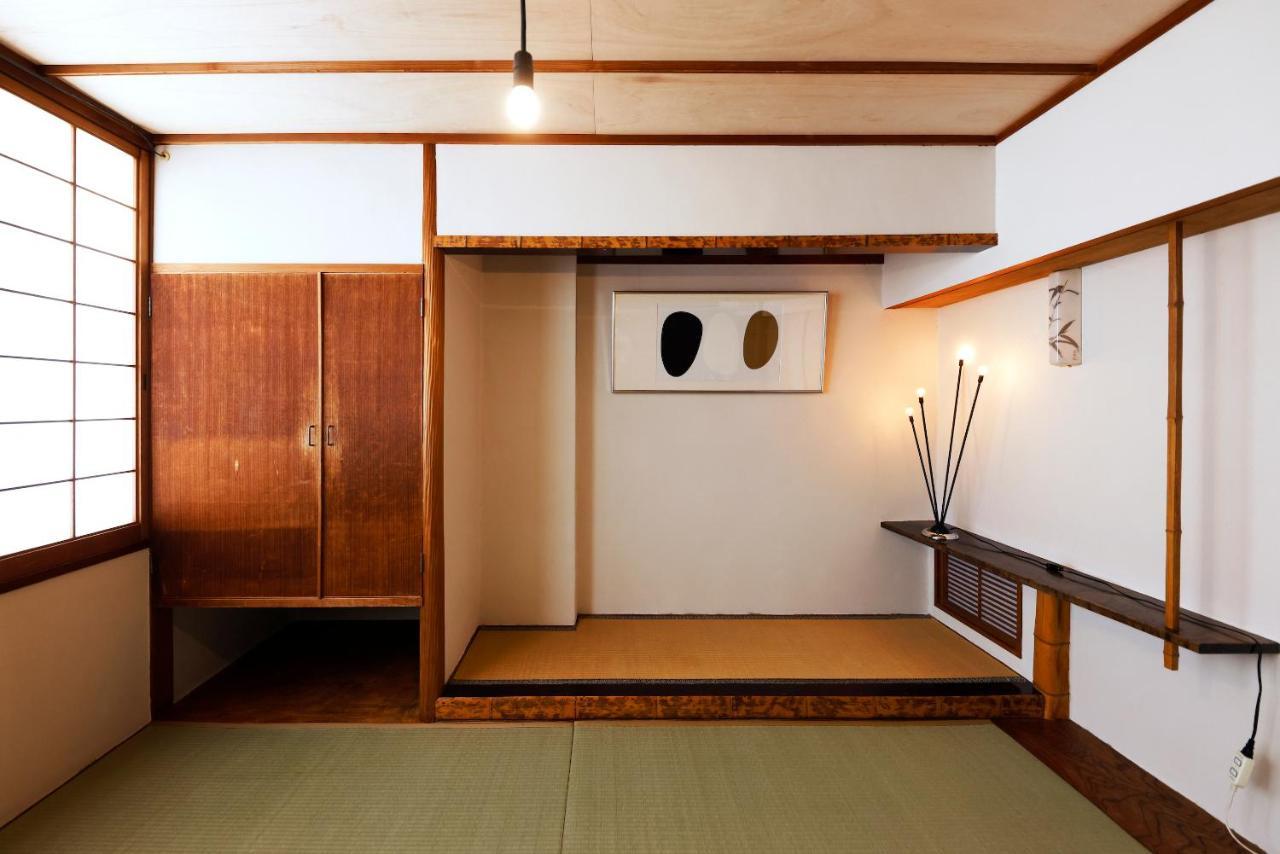 Fon-Su Bed&Breakfast Osaka Esterno foto