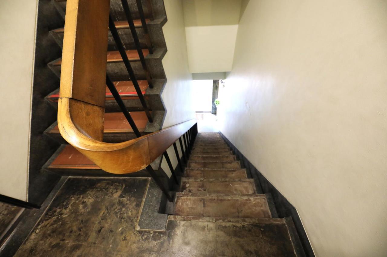 Fon-Su Bed&Breakfast Osaka Esterno foto